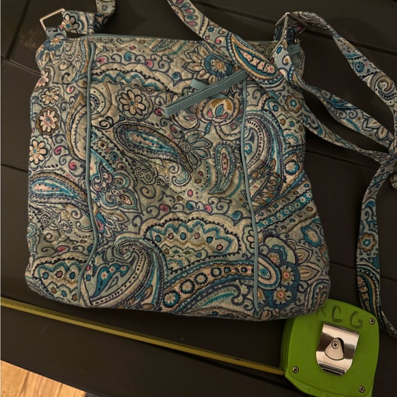VERA BRADLEY BLUE DAISY DOT PAISLEY ICONIC HIPSTER CROSSBODY BAG - Picture 7 of 7